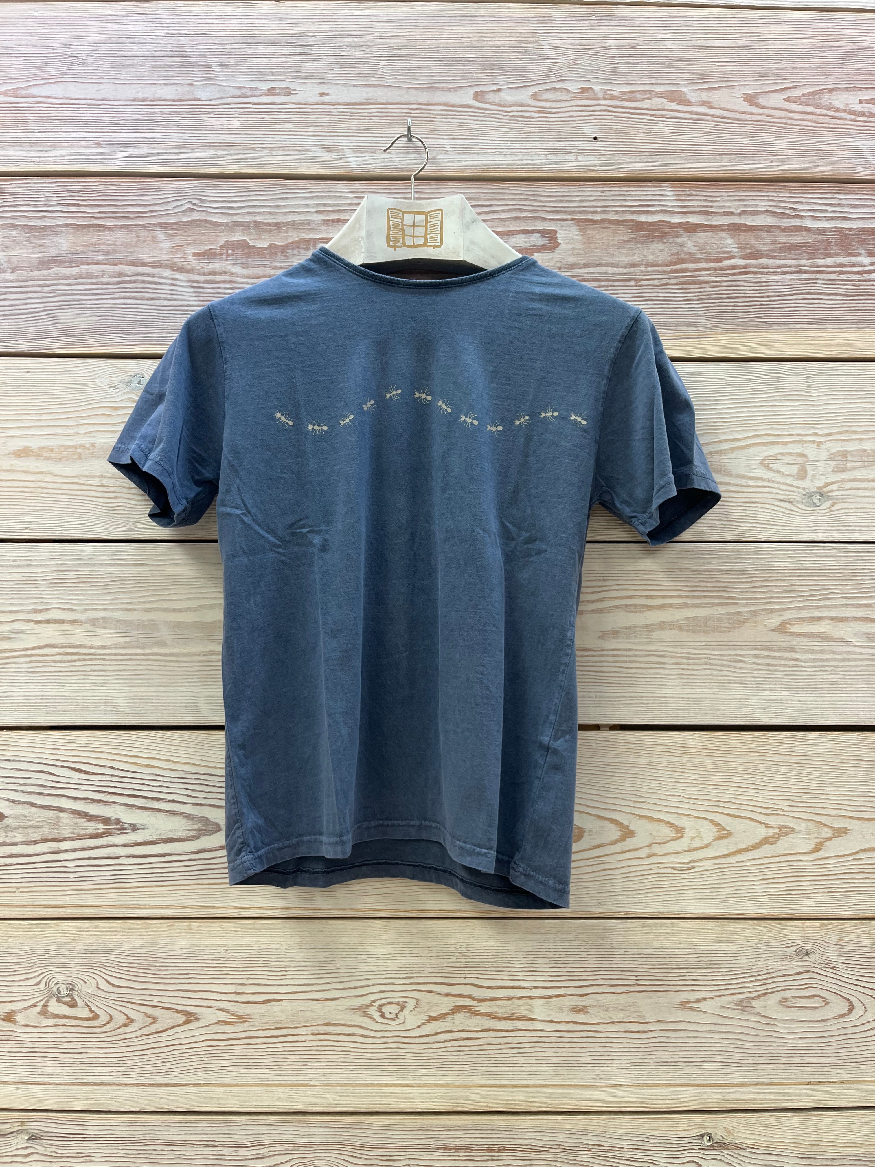 Size S T-shirt