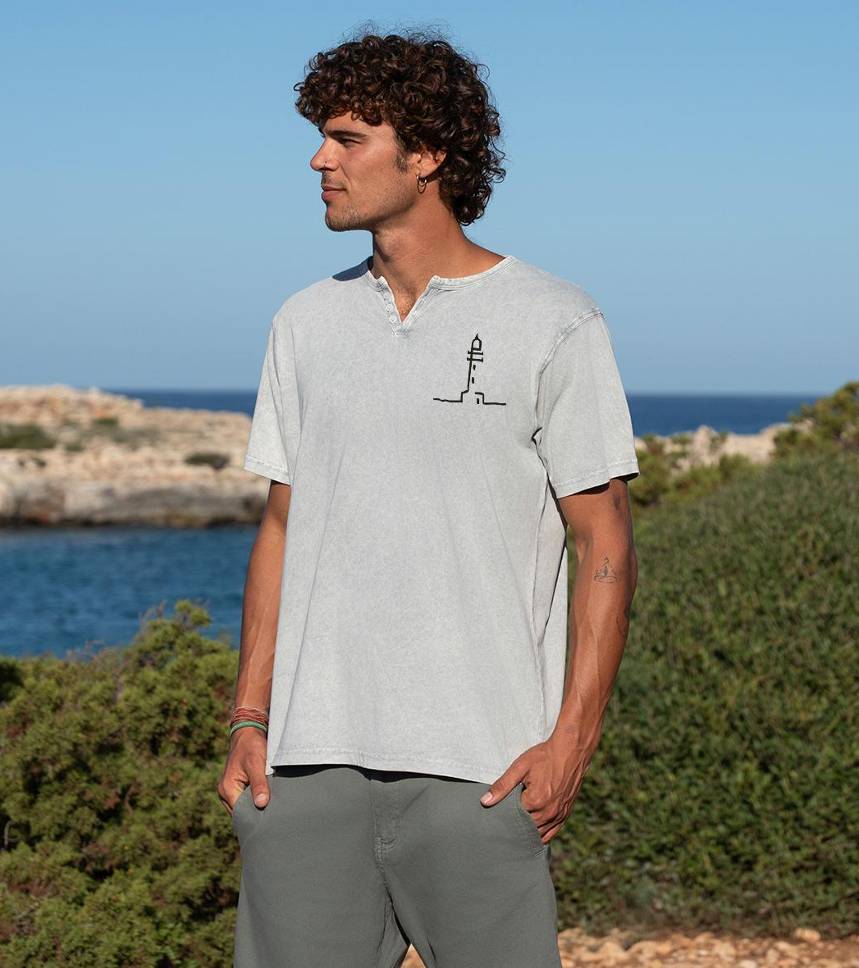 Camiseta cuello botones Finestretes