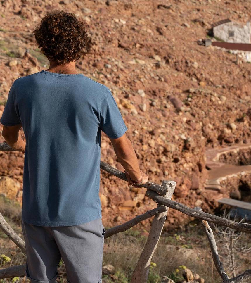 Camiseta cuello botones Besitos