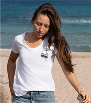 Women's V-Neck T-Shirt Besitos