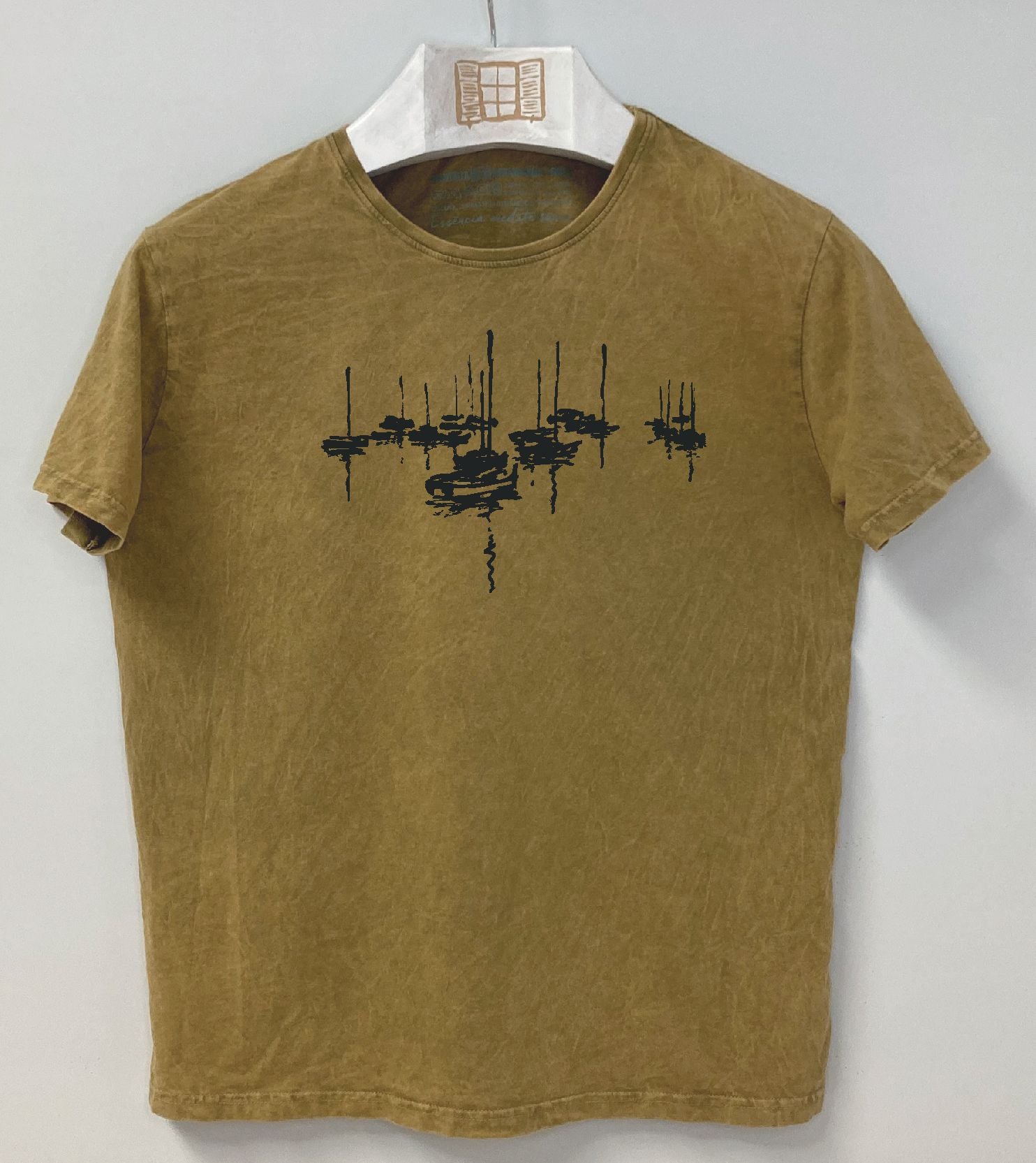 Camiseta manga corta Amarrats - mostaza