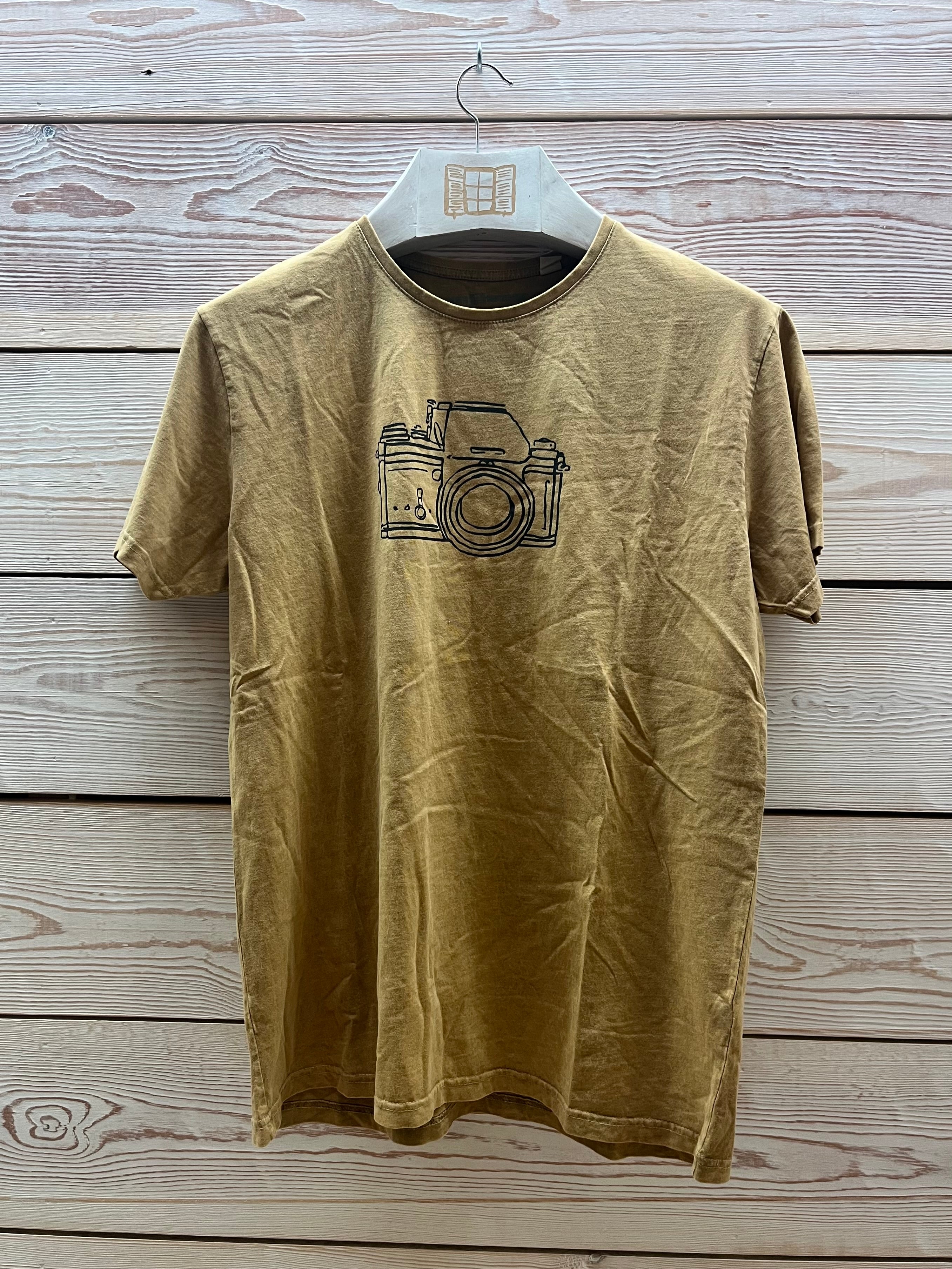 Camiseta Hombre Outlet talla L color Mostaza